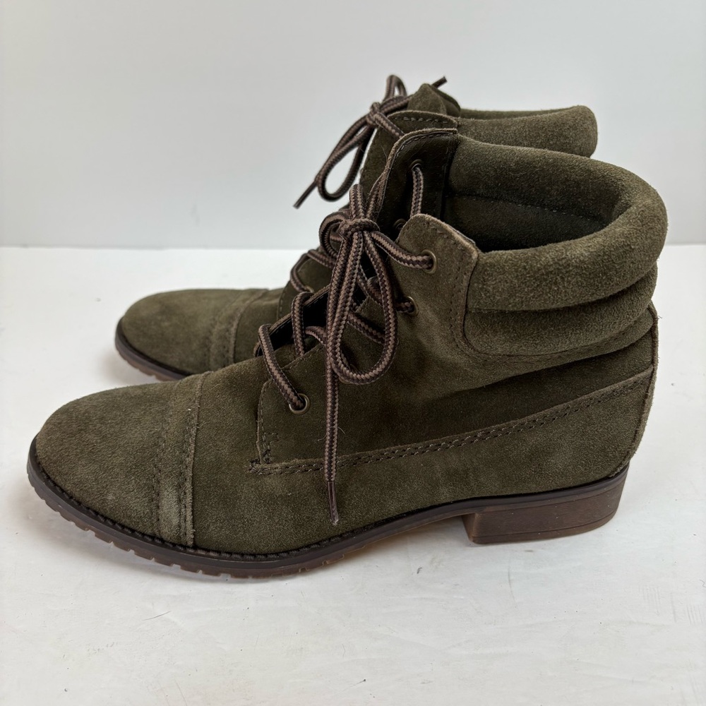 Steve Madden Maecie Green Suede Lace-up Boots Women’s size 7.5